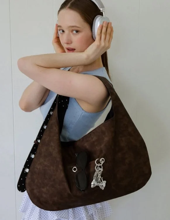 【雙面超大容量💥】LETERIE Buckle Reversible Shoulder Bag (5色)