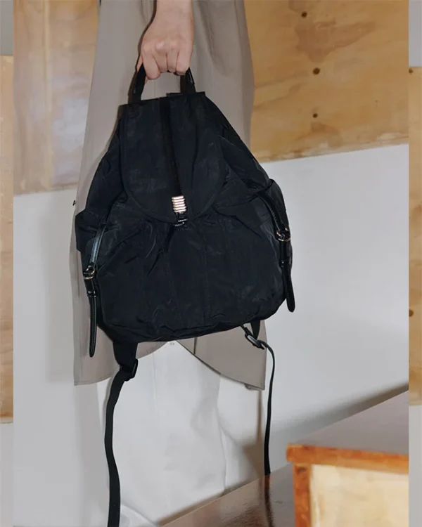 【大容量背包🖤】LOEUVRE Scarabee Backpack Medium (nylon ver.)