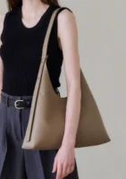 【Coach Brooklyn平替👜】MONOROW Angle 單肩包 (3色)