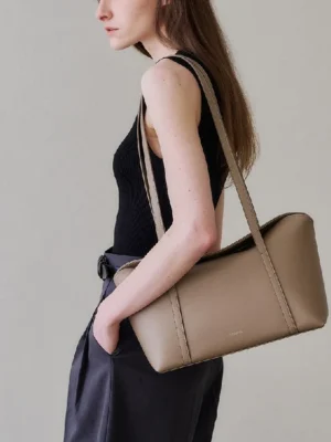 【獨特流線設計✨】MONOROW Sara 長肩帶單肩包(6色)