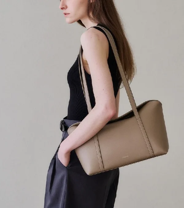 【獨特流線設計✨】MONOROW Sara 長肩帶單肩包(6色)