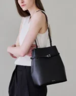 【低調氣質💅🏻】MONOROW Line 水桶包 (4色)