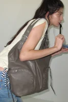 【Y2K風🖤】 YEOMIM Verso Bag (3色)